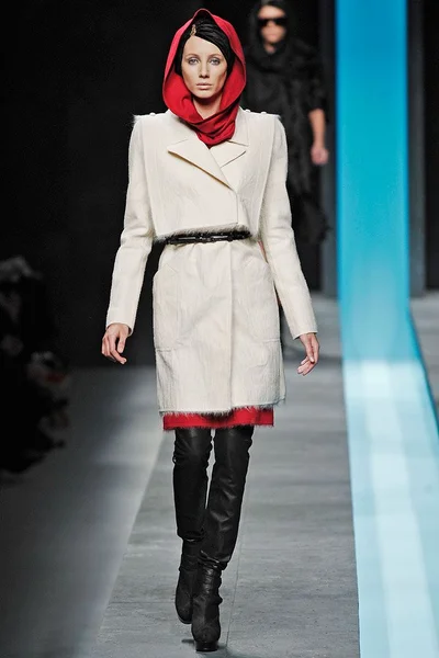 Look 23
